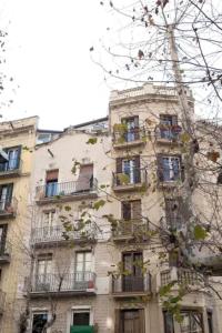 Budova, v ktorej sa apartmán nachádza
