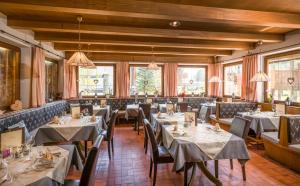 Restoran ili drugo mesto za obedovanje u objektu Hotel Enzian
