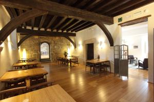 Posezení v ubytování Hotel Roncesvalles