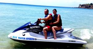 Επισκέπτες που μένουν στο Blue Wings Beach Hotel