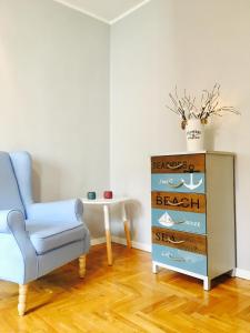 Część wypoczynkowa w obiekcie ClickTheFlat Hoża Street Apart Rooms