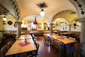 Restaurace v ubytování Hotel-Gasthof Obermeier