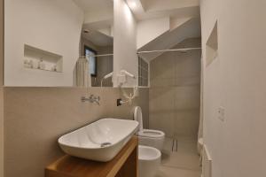 Vannas istaba naktsmītnē Chiesa Greca - SIT Rooms & Apartments