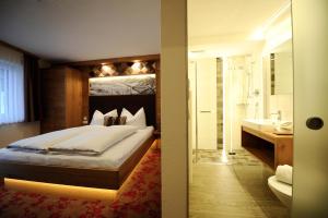 Et badeværelse på Apart Almrausch + 106 billeder