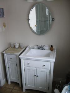 Gallery image of Tucked Inn the Harbour B&B in Victoria Harbour