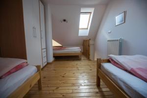 Cama o camas de una habitación en Vila Plamenac