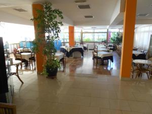 Restaurace v ubytování Hotel Tenda Rossa