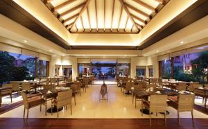 Restaurace v ubytování Asia Gardens Hotel & Thai Spa, a Royal Hideaway Hotel