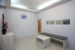 Fotografie z fotogalerie ubytování Lin House v destinaci Thalang