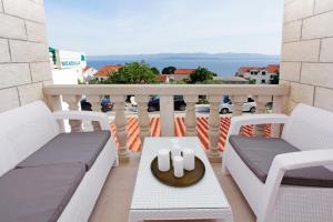 Gallery image of Apartments Toni in Bol +24 photos