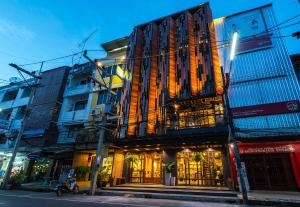 Gallery image of Family Tree Hotel in Krabi town