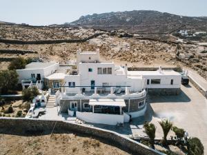 an aerial view of a large white house at Ftelia View in Ftelia