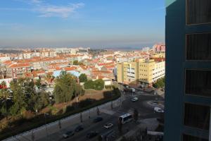 Γενική άποψη της πόλης Σακαβέμ ή θέα της πόλης από  αυτό το διαμέρισμα