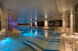 The swimming pool at or close to Silva Hotel Splendid