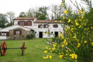 Κήπος έξω από το Agriturismo La Guinza