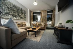 Gallery image of Barnston House - Heswall - spacious homely holiday home by Rework Accommodation in Heswall