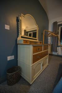 Gallery image of Barnston House - Heswall - spacious homely holiday home by Rework Accommodation in Heswall
