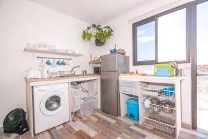 Kuchnia lub aneks kuchenny w obiekcie Los Ancones Apartment