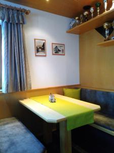 Posezení v ubytování Haus Edelweiß