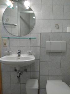 Koupelna v ubytování Haus Edelweiß