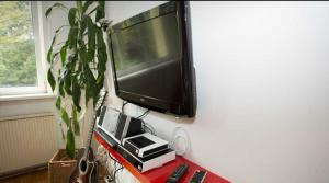 Zdjęcie z galerii obiektu Cosy flat near Schönbrunn w Wiedniu