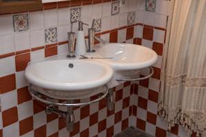 Un baño de L'Arc de Pedra