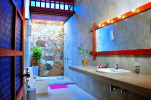 Um banheiro em Kurumba Villas