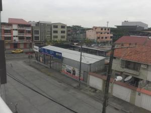 Tòa nhà nơi căn hộ tọa lạc