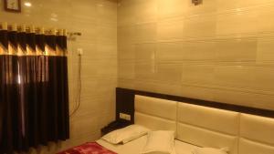 Ένα μπάνιο στο Ashiyana Inn Hotel +165 φωτογραφίες