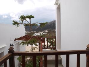 A balcony or terrace at Batika Rooms