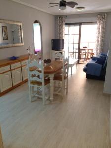 Posedenie v ubytovaní Apartamento Cristina 8