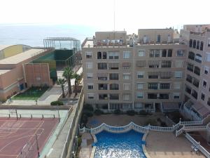 Bazén v ubytovaní Apartamento Cristina 8 alebo v jeho blízkosti