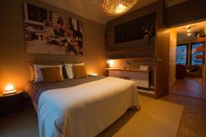 Krevet ili kreveti u jedinici u okviru objekta A Place Antwerp - Boutique Suites & Flats - Vrijdagmarkt 1