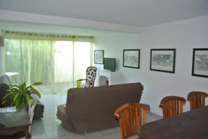 Area soggiorno di Chez Karine & Harold