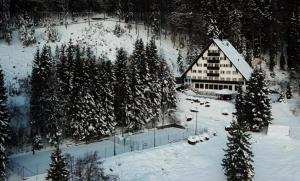 Hotel Tisa Pohorje semasa musim sejuk