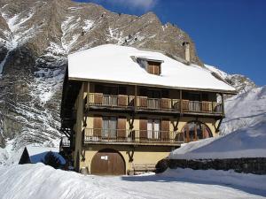 Hotel Le Parpaillon en invierno