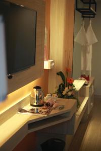 A bathroom at Levana Pattaya Hotel - SHA Extra Plus