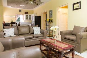 Zona de estar de Relax in Sunny Montego Bay, Jamaica