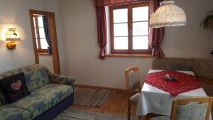 Istumisnurk majutusasutuses Bio-Berghof