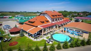 an overhead view of a resort with a swimming pool at Hotel Kralj in Donji Kraljevec