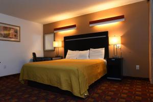 Gallery image of Capital Inn and Suites in Rensselaer