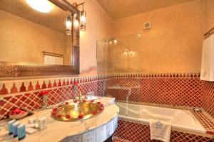 Koupelna v ubytování Riad El Amine Fès - Historic Hotels Worldwide