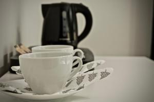 Comodidades para preparar café e chá em ApartHostel Warszawa