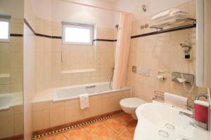 Koupelna v ubytování Hotel Sachsenhof