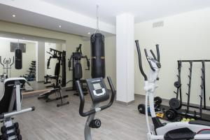 Fitness centrum a/nebo fitness zařízení v ubytování Eden Resort Country