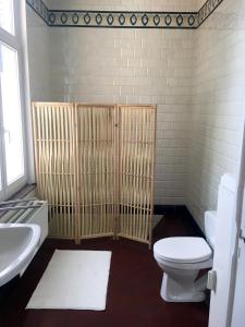 Ένα μπάνιο στο Huize Maeterlinck +28 φωτογραφίες