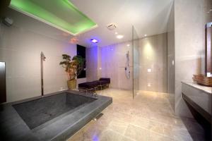 Koupelna v ubytování Yen Jim Boutique Motel