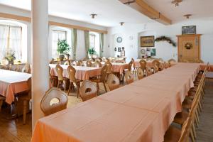 Restaurace v ubytování Gasthof Jachenau