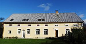 Budova, v ktorej sa apartmán nachádza