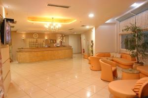TV a/nebo společenská místnost v ubytování Hotel Filoxenia Beach + 31 fotografií